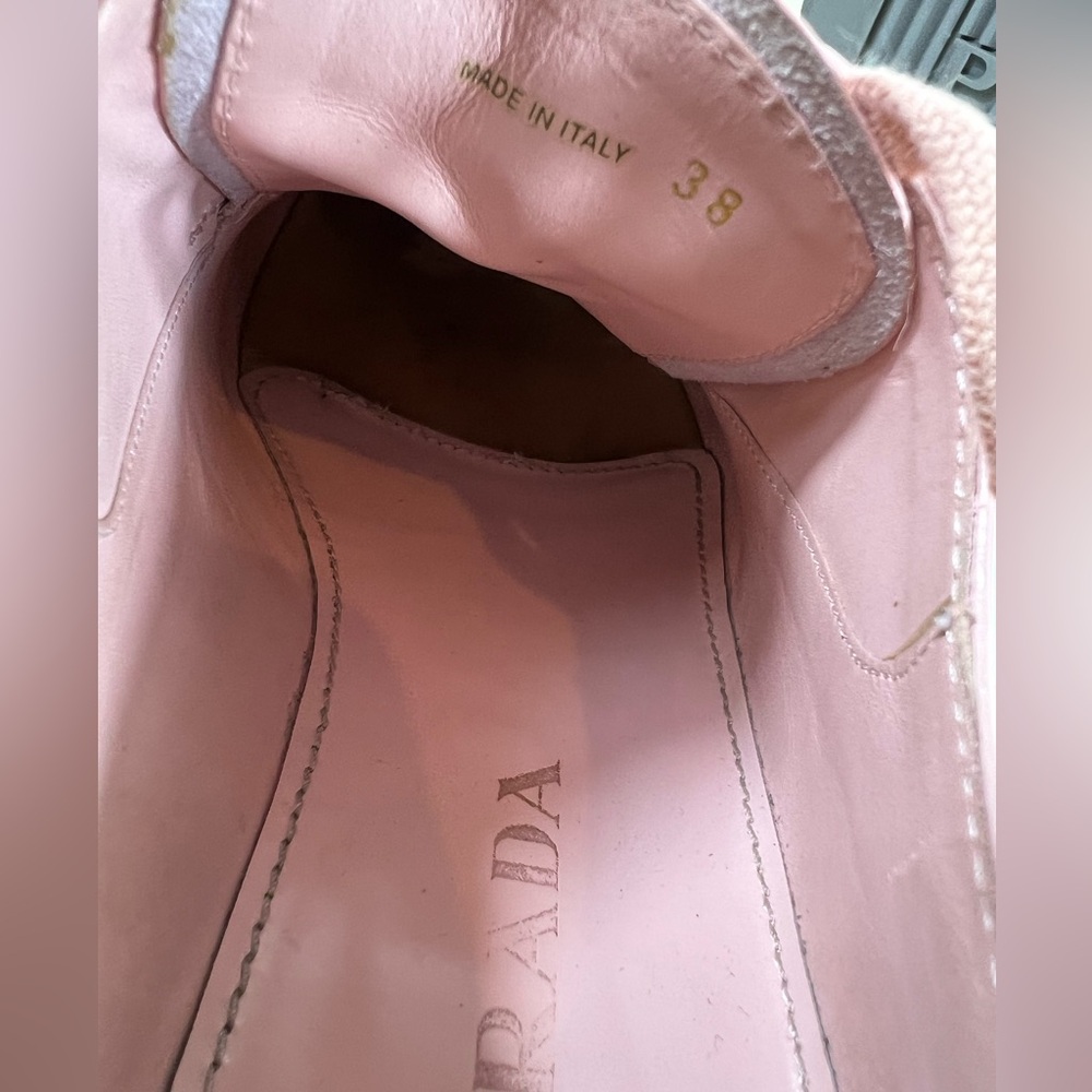 RARE - PRADA Pink Heart Platform Shoes - Picture 10 of 12